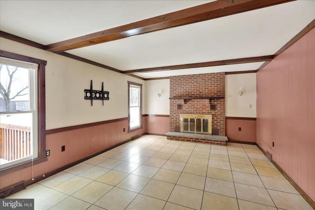 438 COACH HOUSE LN, Lititz, PA 17543