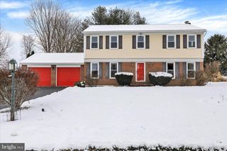 438 COACH HOUSE LN, Lititz, PA 17543
