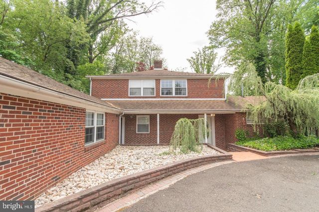 20 HIDDEN LN, Feasterville Trevose, PA 19053