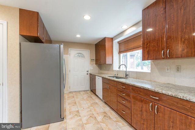 20 HIDDEN LN, Feasterville Trevose, PA 19053