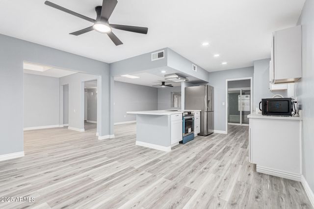 10022 W MOUNTAIN VIEW Road, Sun City, AZ 85351