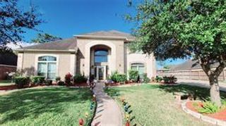 422 Old Orchard Dr Drive, Dickinson, TX 77539