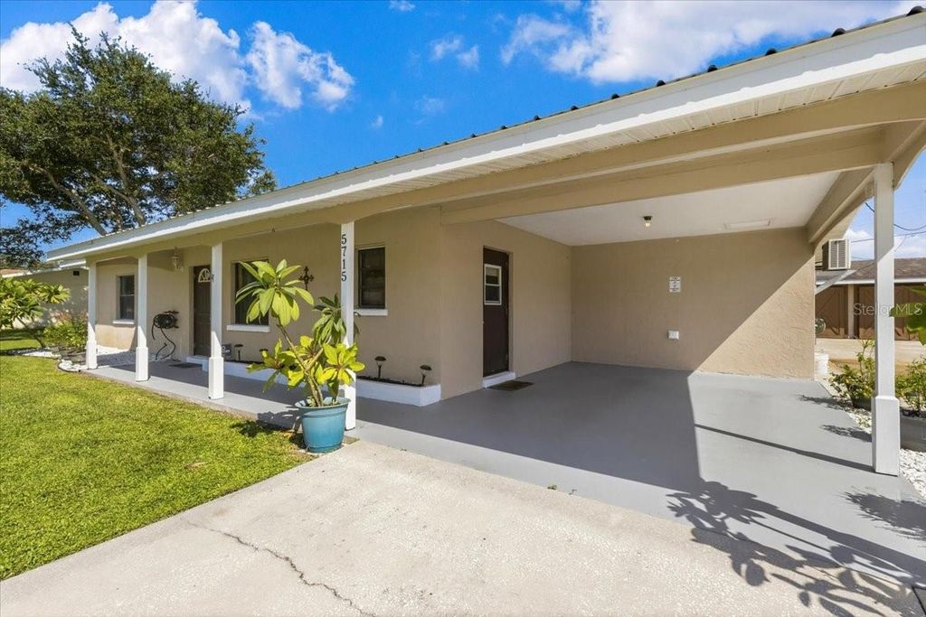 5715 29TH AVENUE DRIVE E, BRADENTON, FL 34208 — photo 2