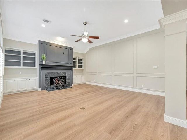 1907 Carriage Brook Way, Houston, TX 77062