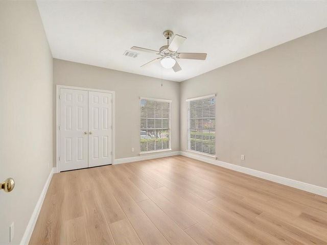 1907 Carriage Brook Way, Houston, TX 77062
