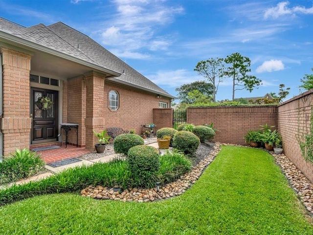 1907 Carriage Brook Way, Houston, TX 77062