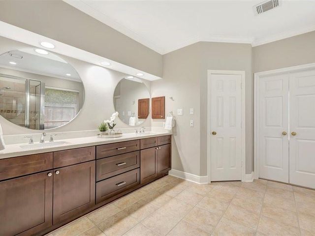 1907 Carriage Brook Way, Houston, TX 77062