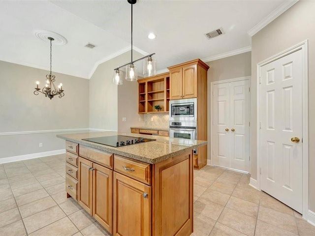 1907 Carriage Brook Way, Houston, TX 77062