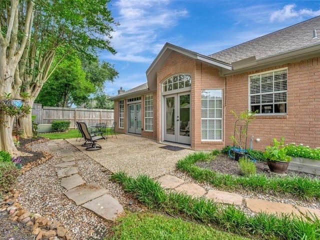 1907 Carriage Brook Way, Houston, TX 77062