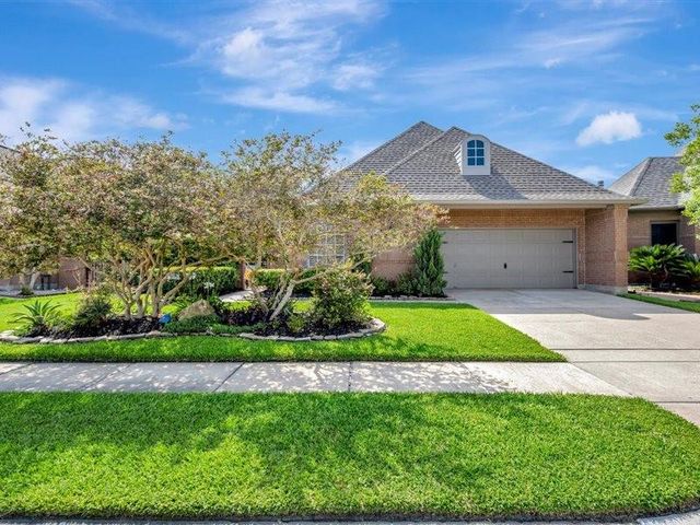 1907 Carriage Brook Way, Houston, TX 77062