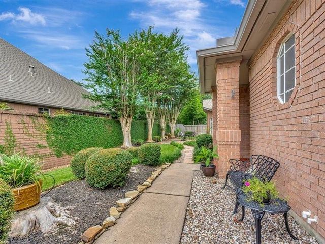 1907 Carriage Brook Way, Houston, TX 77062