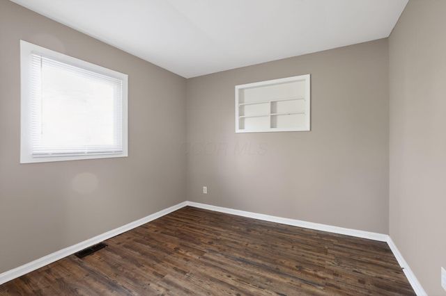 1906 Marsdale Avenue, Columbus, OH 43223