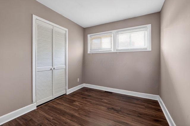 1906 Marsdale Avenue, Columbus, OH 43223