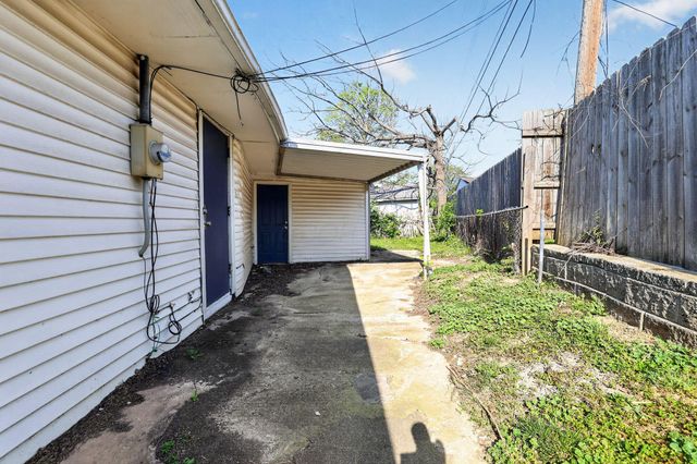 1906 Marsdale Avenue, Columbus, OH 43223