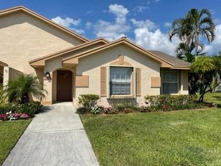 9511 Boca Gardens Circle S B, Boca Raton, FL 33496
