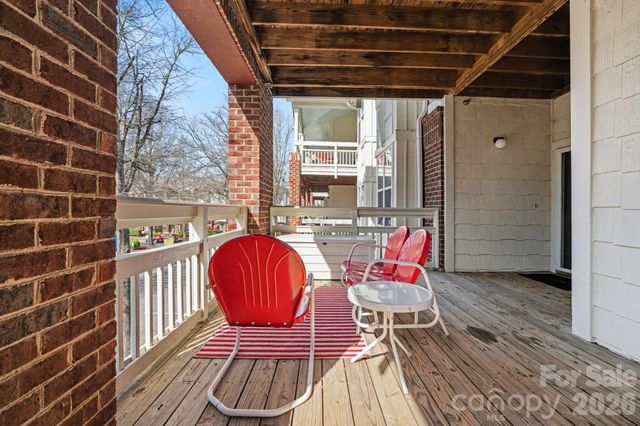 921 Northeast Drive 38, Davidson, NC 28036