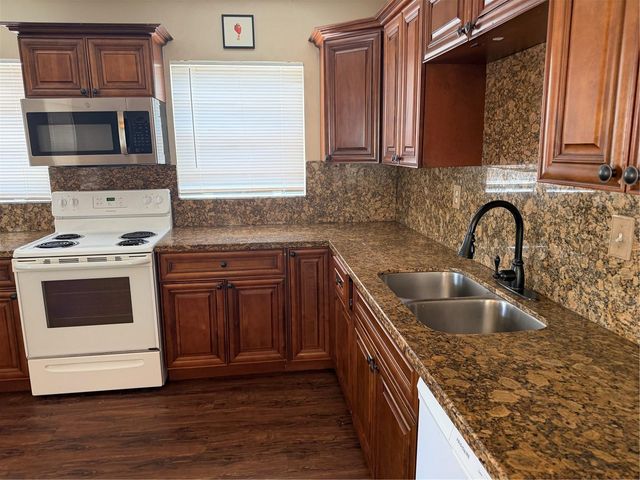 3522 W PAUL AVENUE, Tampa, FL 33611