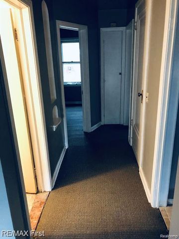 8850 Farmbrook Street, Detroit, MI 48224