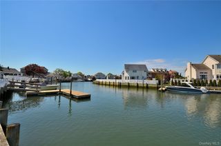 2586 Riverside Drive, Wantagh, NY 11793