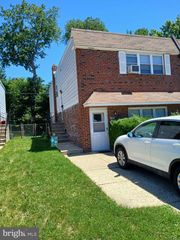 709 RED LION RD, Philadelphia, PA 19115
