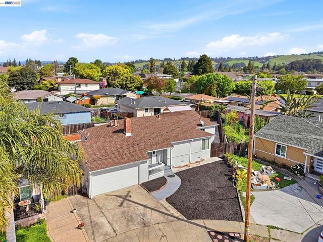 26802 Lakewood Way, Hayward, CA 94544