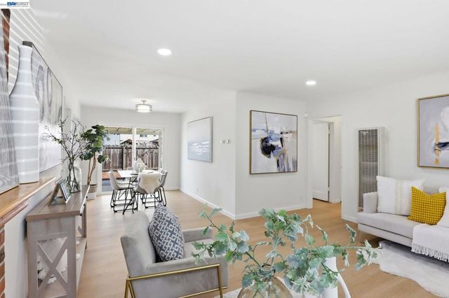 26802 Lakewood Way, Hayward, CA 94544