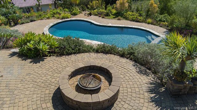 2871 Anaheim St, Escondido, CA 92025