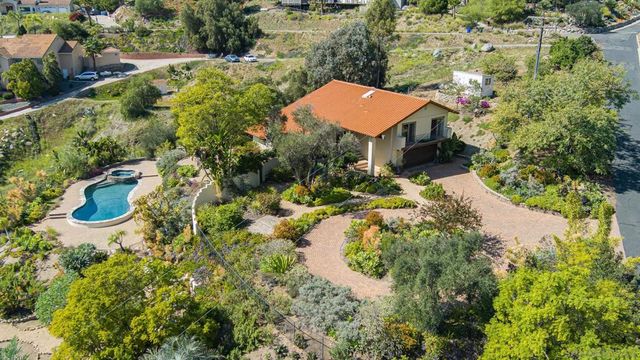 2871 Anaheim St, Escondido, CA 92025