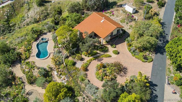 2871 Anaheim St, Escondido, CA 92025