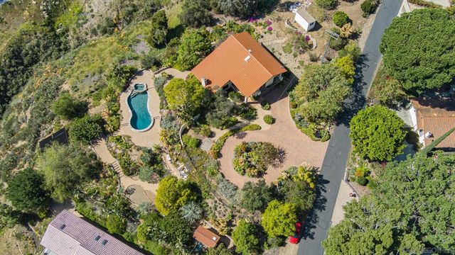 2871 Anaheim St, Escondido, CA 92025