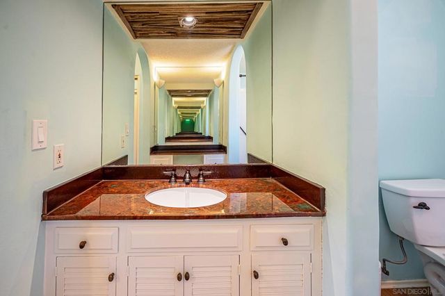 2871 Anaheim St, Escondido, CA 92025