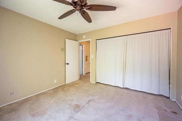 2871 Anaheim St, Escondido, CA 92025