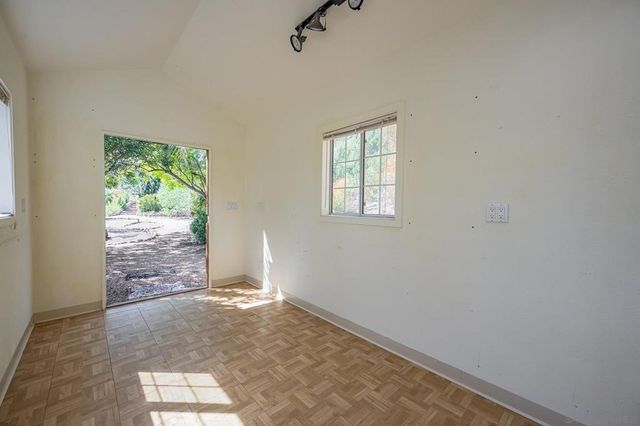 2871 Anaheim St, Escondido, CA 92025