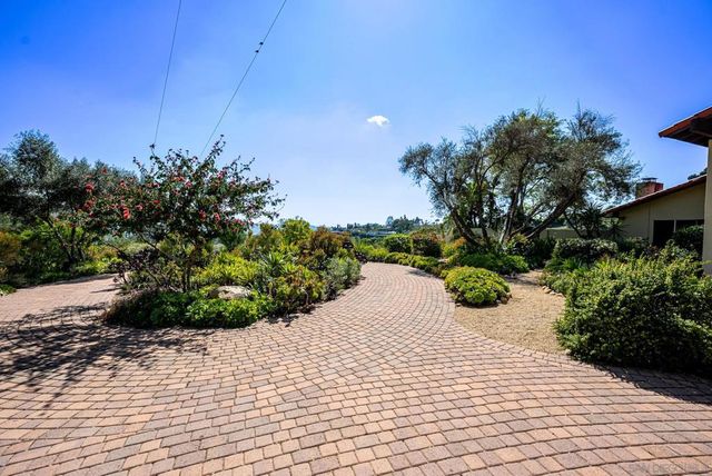 2871 Anaheim St, Escondido, CA 92025