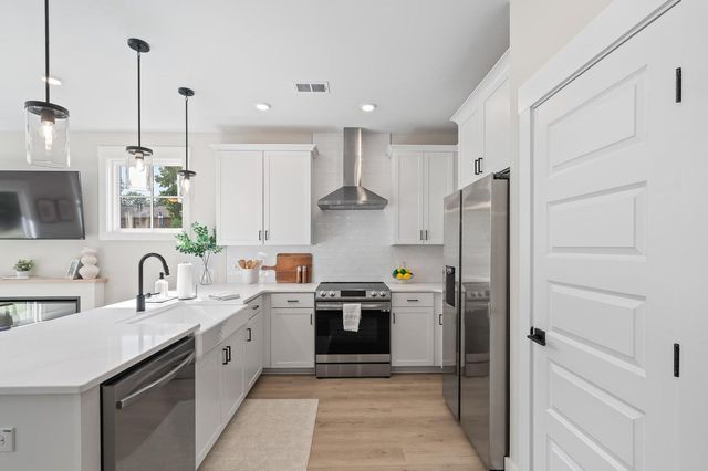 352 Bremerton Drive, Goose Creek, SC 29445