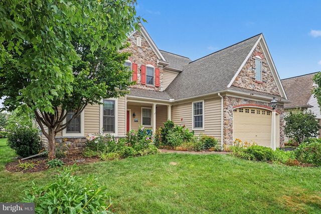 1317 WILLOW CREEK DR, Mount Joy, PA 17552