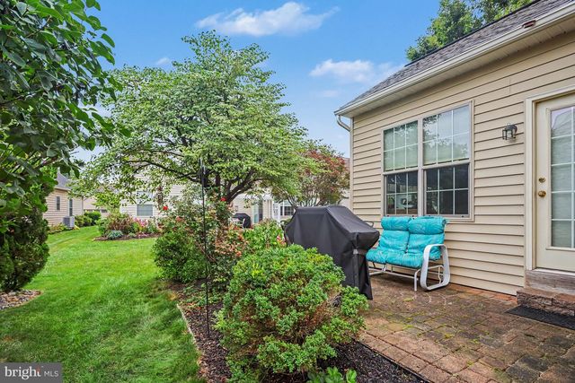 1317 WILLOW CREEK DR, Mount Joy, PA 17552
