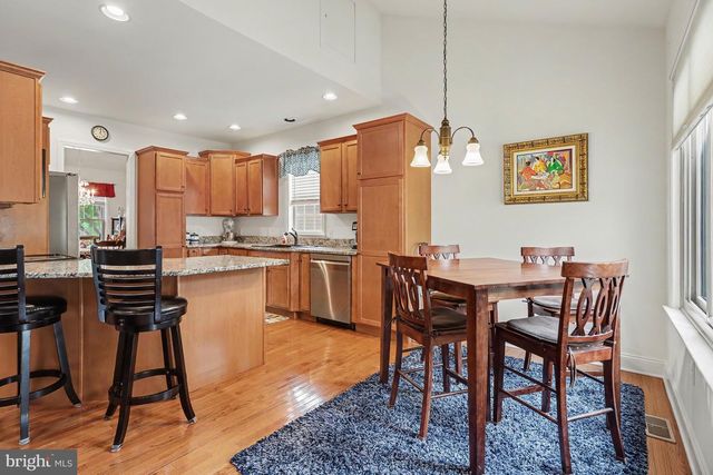 1317 WILLOW CREEK DR, Mount Joy, PA 17552