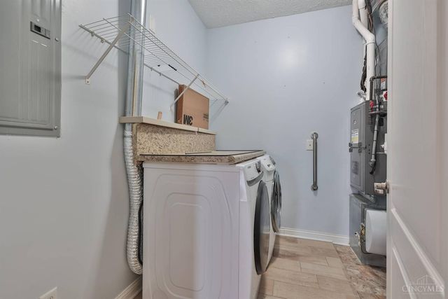 7496 Victoria Falls Avenue, Deerfield Twp., OH 45039