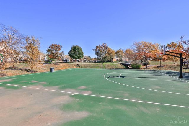 7496 Victoria Falls Avenue, Deerfield Twp., OH 45039