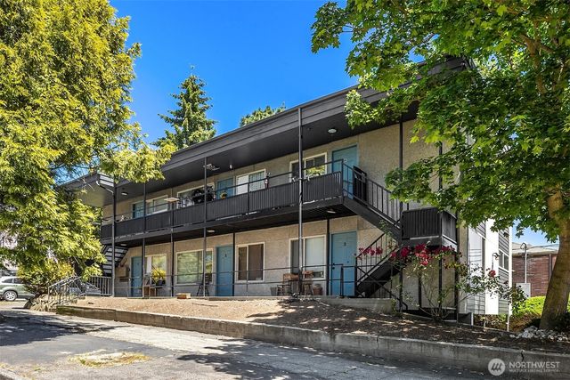 4400 Linden Ave N, Seattle, WA 98103