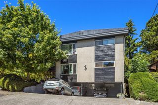 4400 Linden Ave N, Seattle, WA 98103