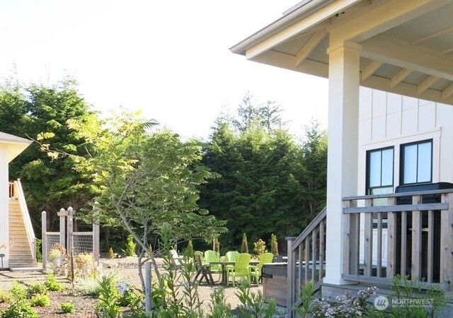 36 Easthaven Street, Pacific Beach, WA 98571