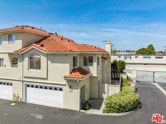 4489 Spencer Street 330, Torrance, CA 90503