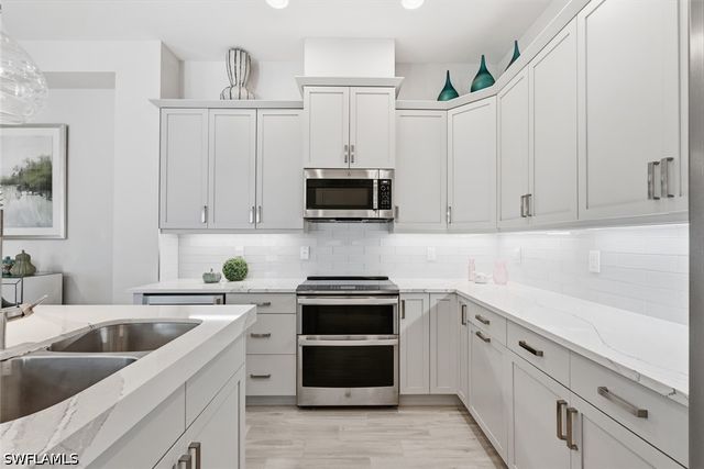 5662 Elbow AVE, Naples, FL 34113