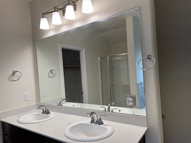 433 Alpha Road, Pilot Point, TX 76258