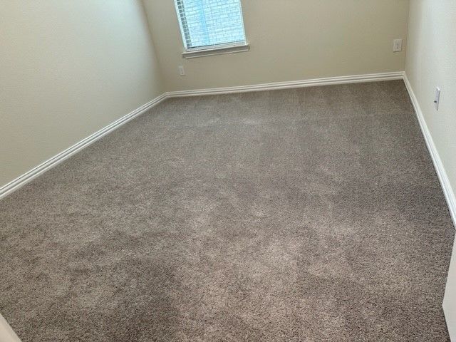 433 Alpha Road, Pilot Point, TX 76258