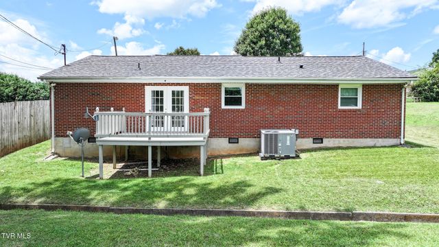 1085 Rice Lane, Church Hill, TN 37642