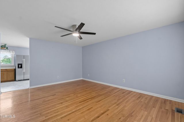 1085 Rice Lane, Church Hill, TN 37642