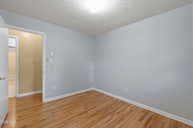 1085 Rice Lane, Church Hill, TN 37642